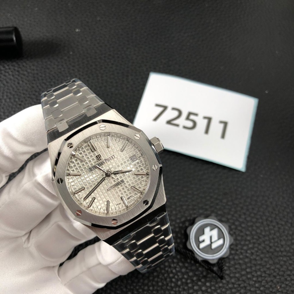 An AP Royal Oak 15450 37mm replica and a 15400 41mm replica side by side